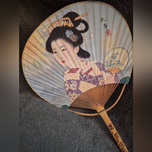 Japanese Geisha Paper Hand Fan Wooden Bamboo Handle Antique - Picture 1 of 10